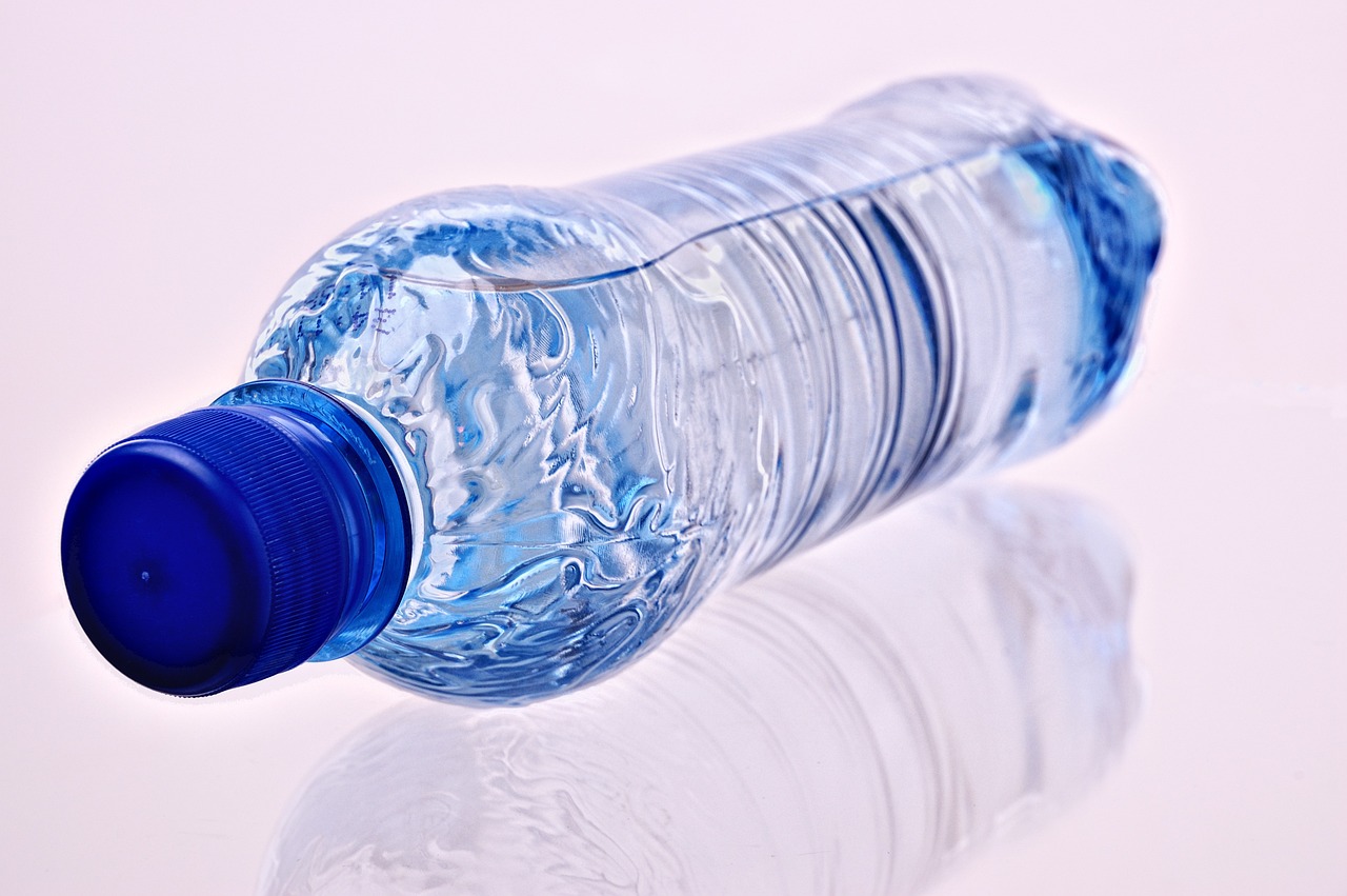 Cara Menyimpan Air Minum dalam Kemasan agar Tetap Higienis
